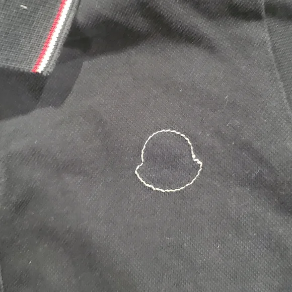 Moncler Polo Shirt Size 4 Dark Blue Kids Polo with Red Trim - Picture 3 of 4